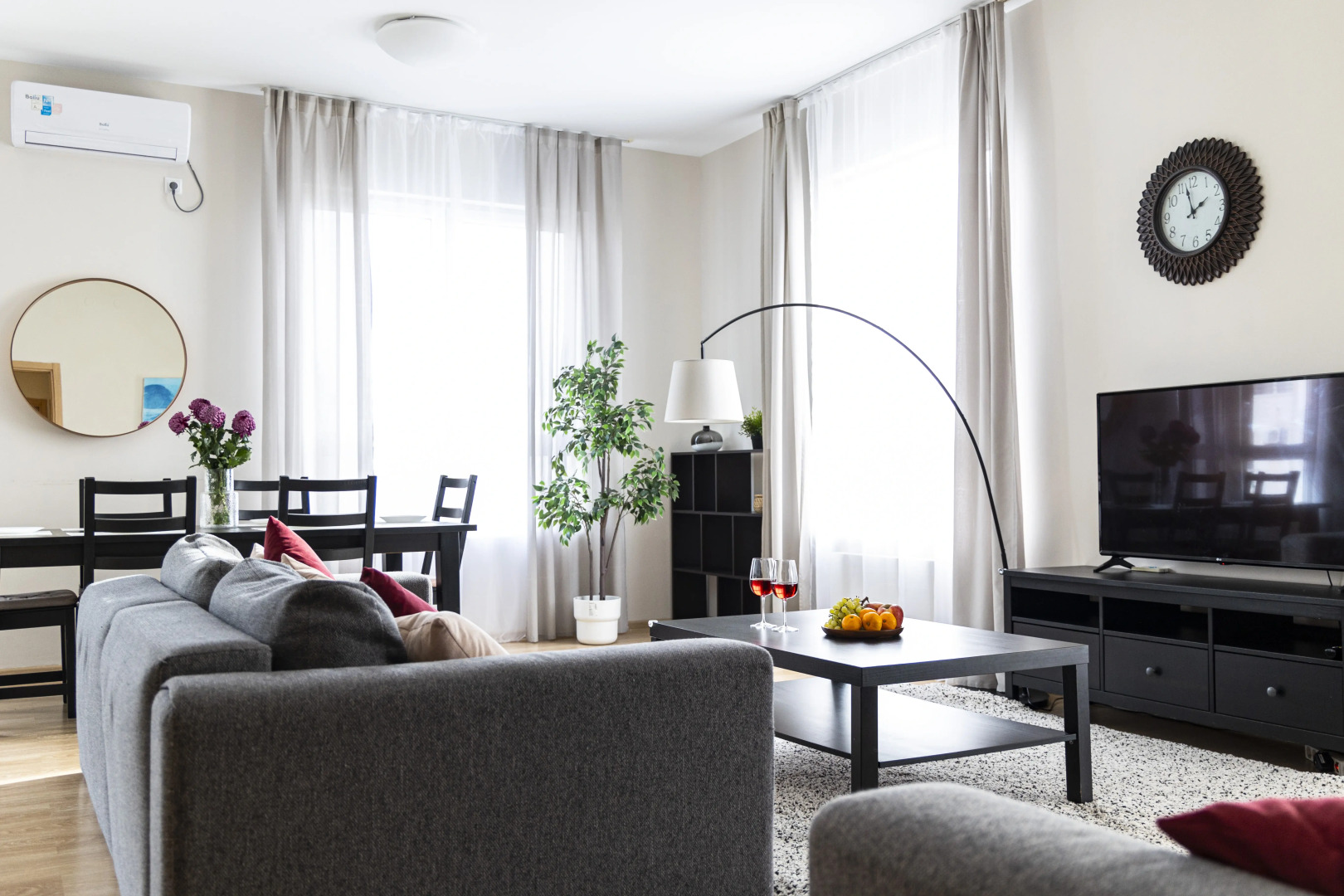 Апартаменты Smart Aparts Grand Seaview