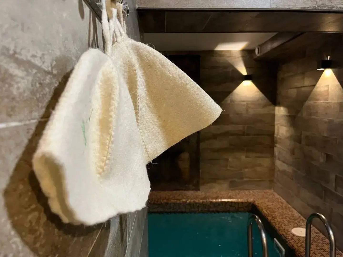 Частный дом БОГЕМА. Дом с сауной, хаммам и бассейном