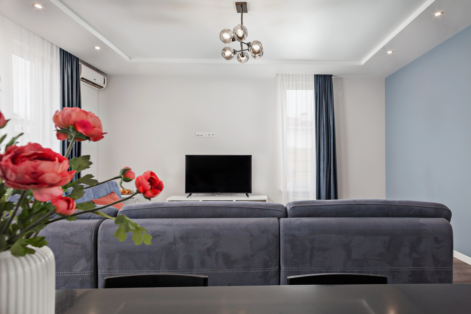 Апартаменты 65 лет Победы 65/1