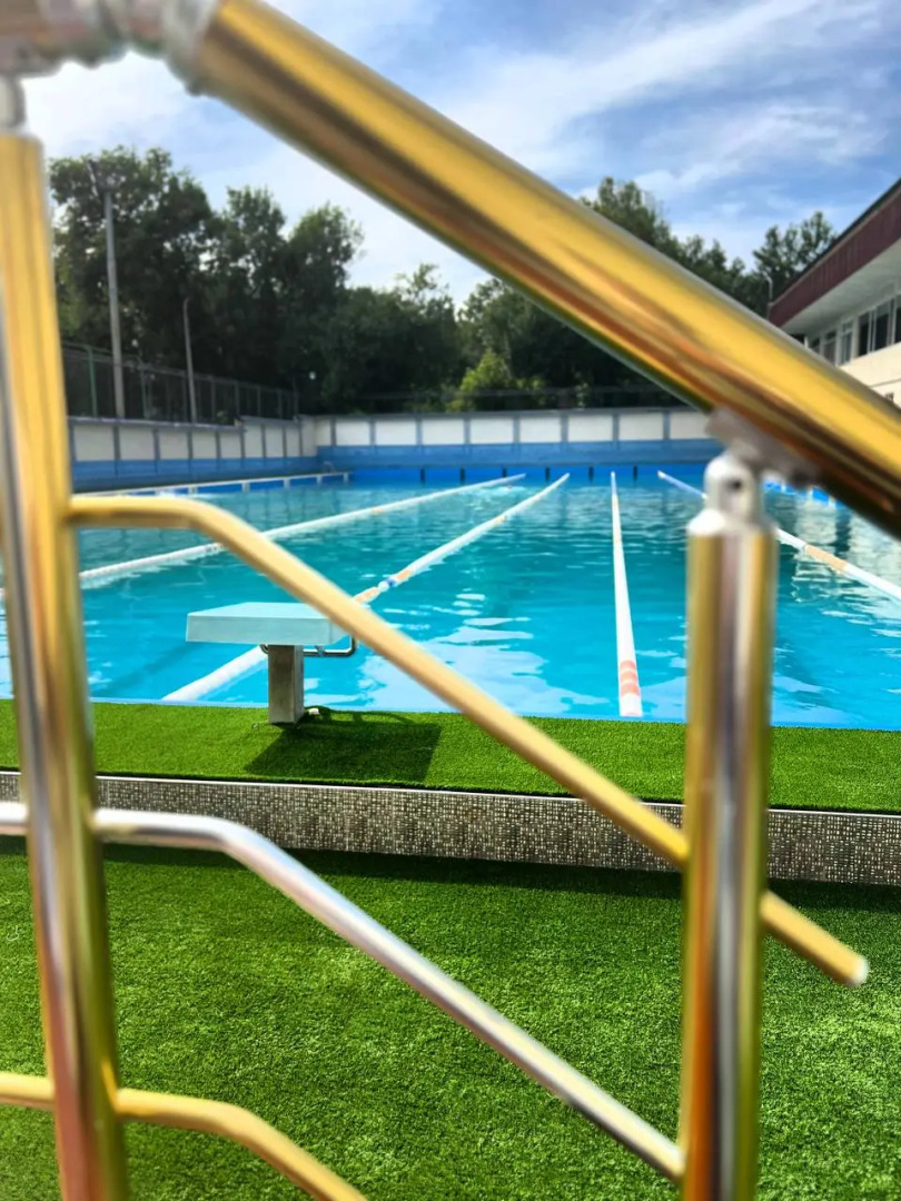 Отель Grand Avenue