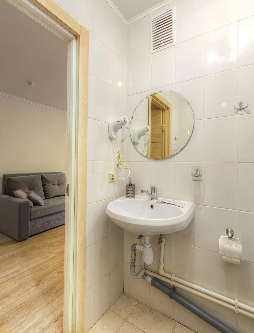 Отель Мажор