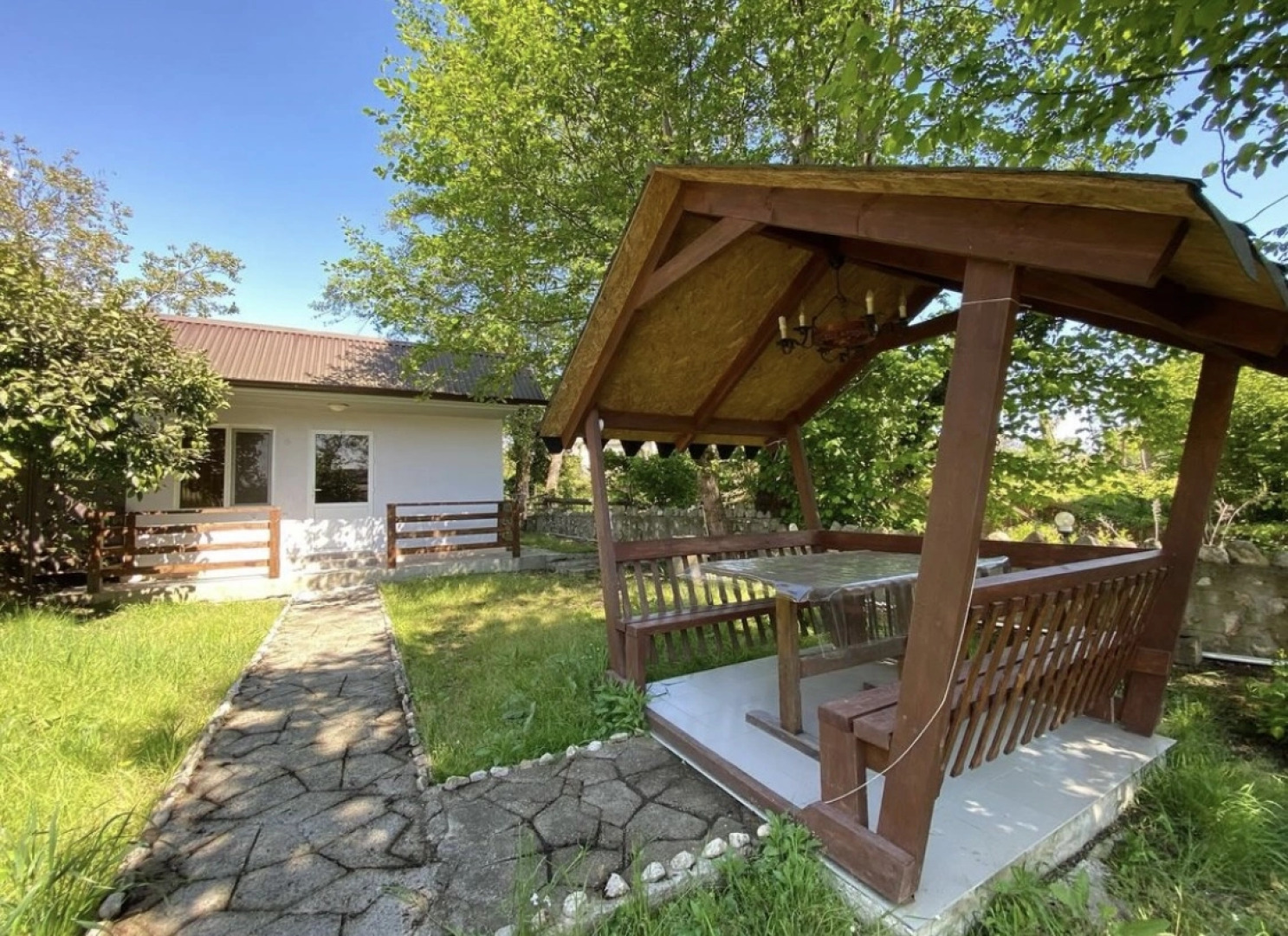 Мини-отель Ручей, посёлок Нижняя Эшера