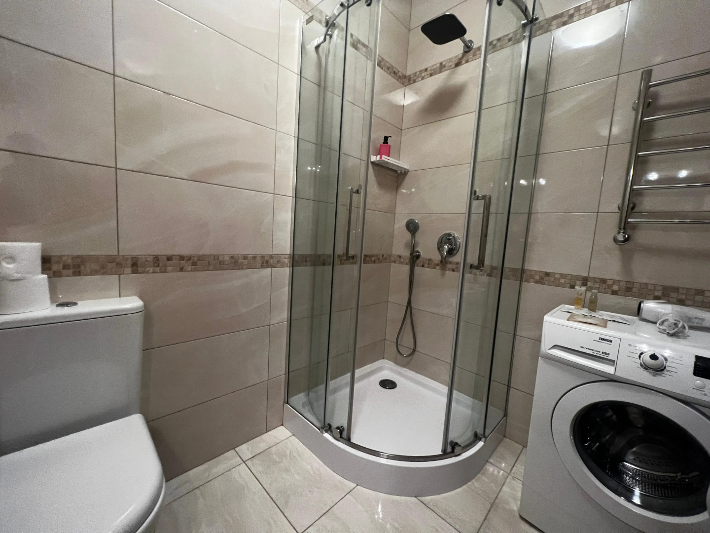 Апартаменты возле Парка на Аллее Строителей by Sutki26 1