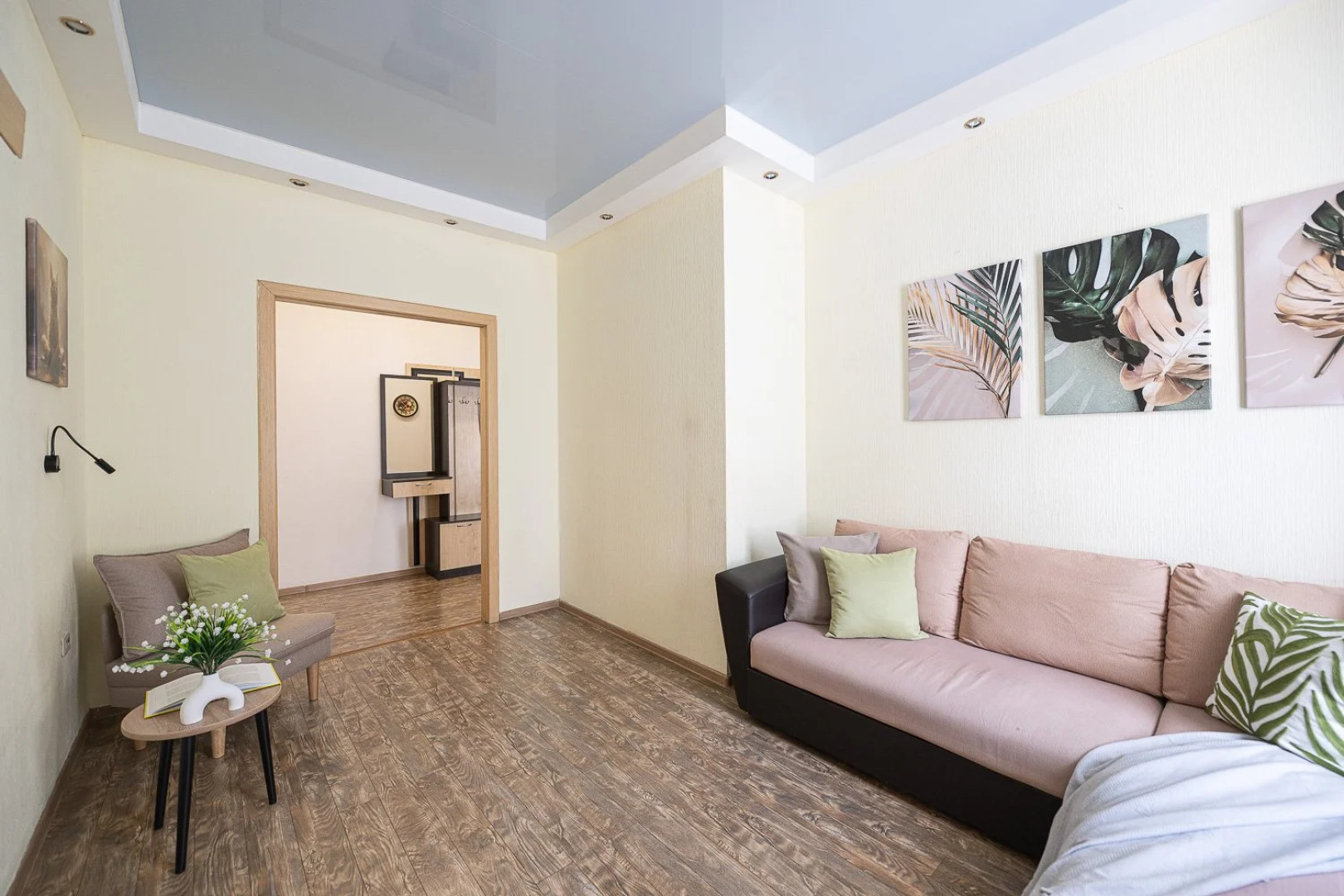 Апартаменты Пять Звёзд на Площади Революции