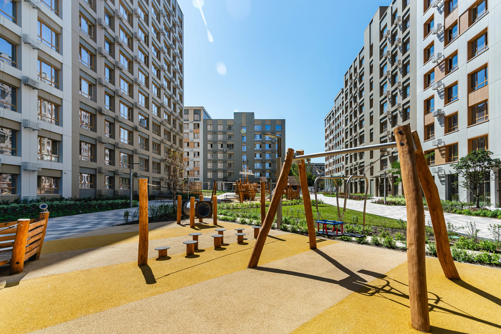 Апартаменты Уютная студия Фисташка в сердце города (170)