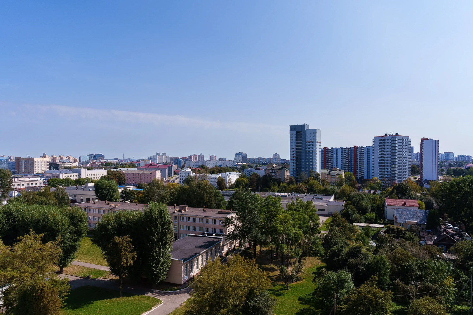 Квартира Уютная возле Метро Грушевка