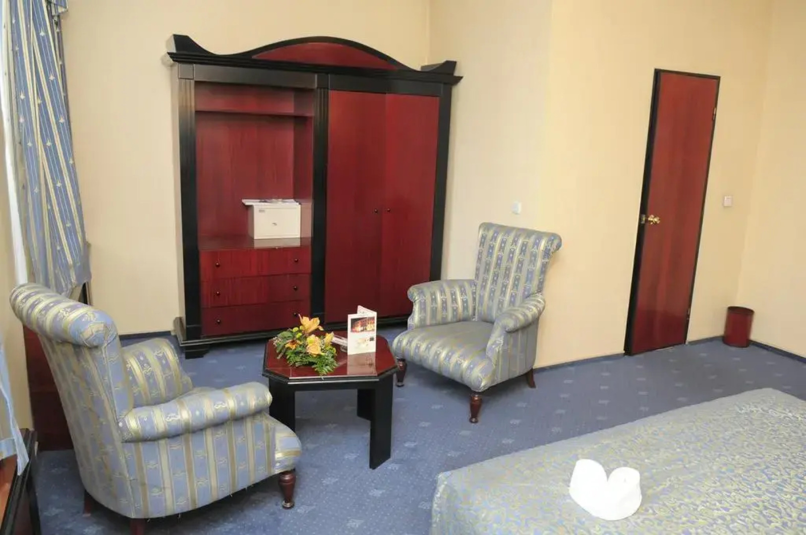 Отель Амбассадор