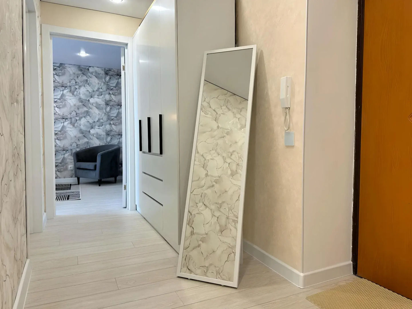 Квартира Стильная двушка в центре Казани