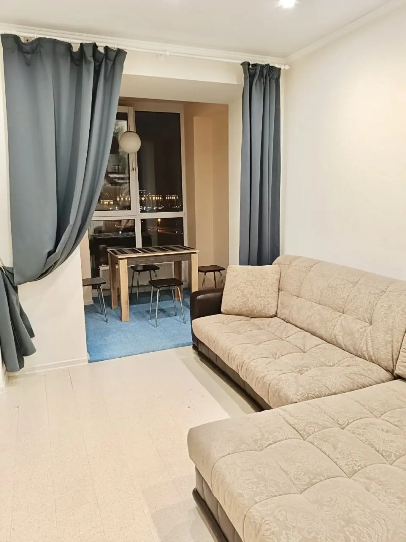 Апартаменты В Центре с видом на Реку