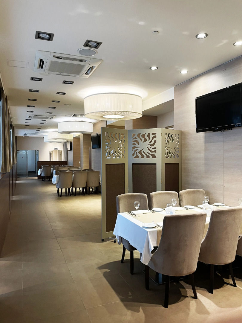 Отель Рамада Екатеринбург (Ramada Yekaterinburg)