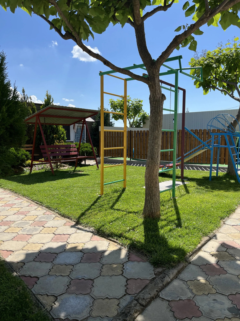 Частный дом Велес