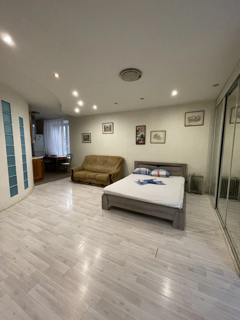 Квартира Аллея 1 студия 7-я