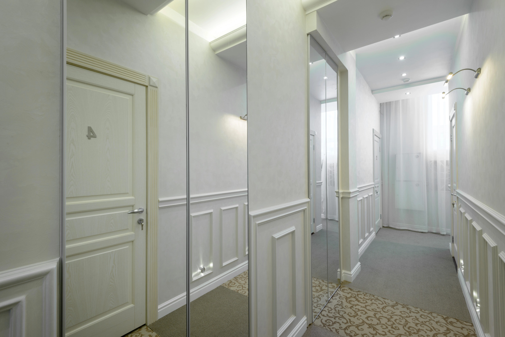 Отель Silver Horse