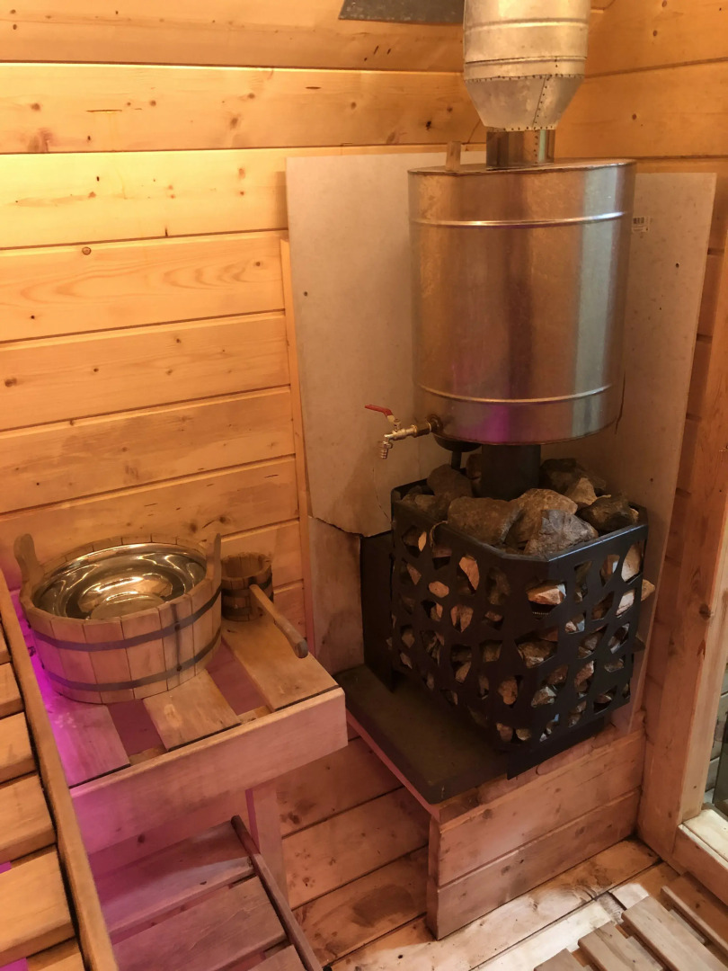 Частный дом дом у озера с чаном и баней