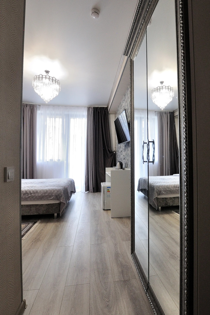 Апартаменты Капри Хаус Ленина 219/4 (1)