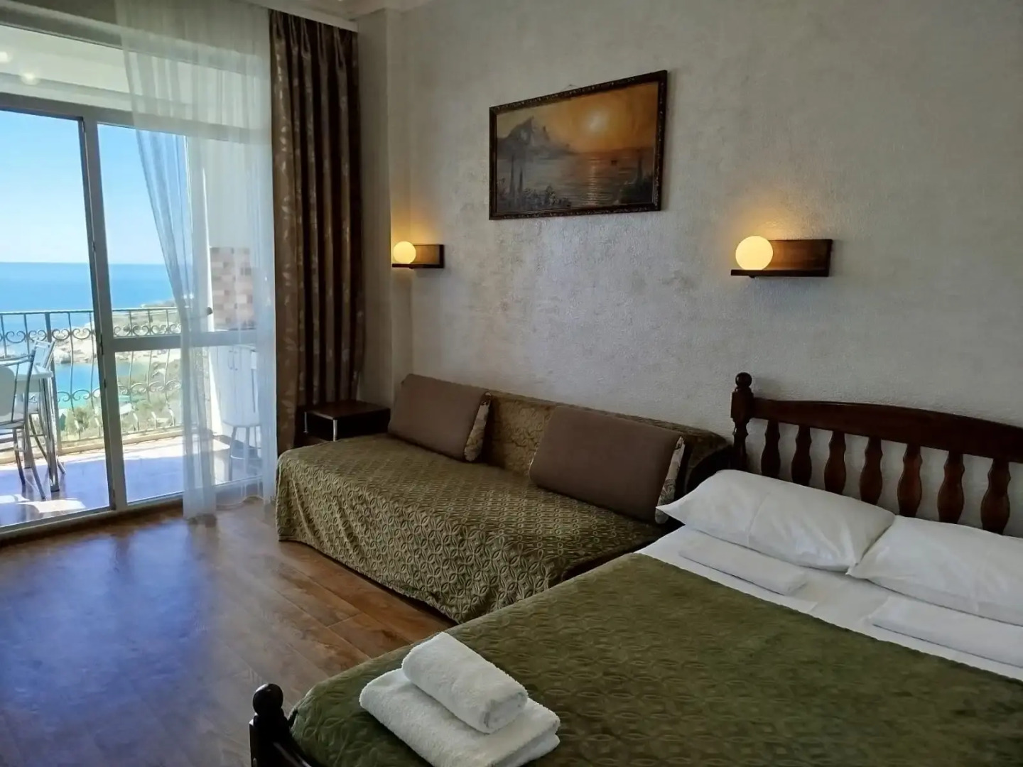 Квартира возле пляжа бухта Ласпи, 24