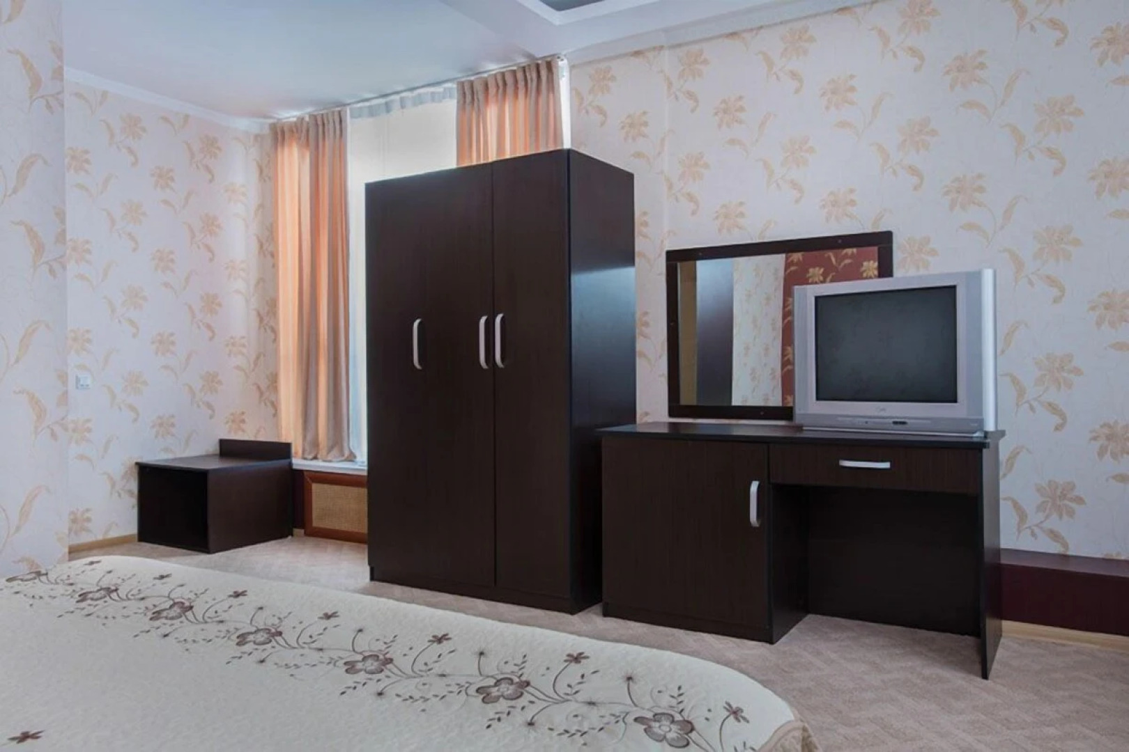 Городской отель Казахфильм