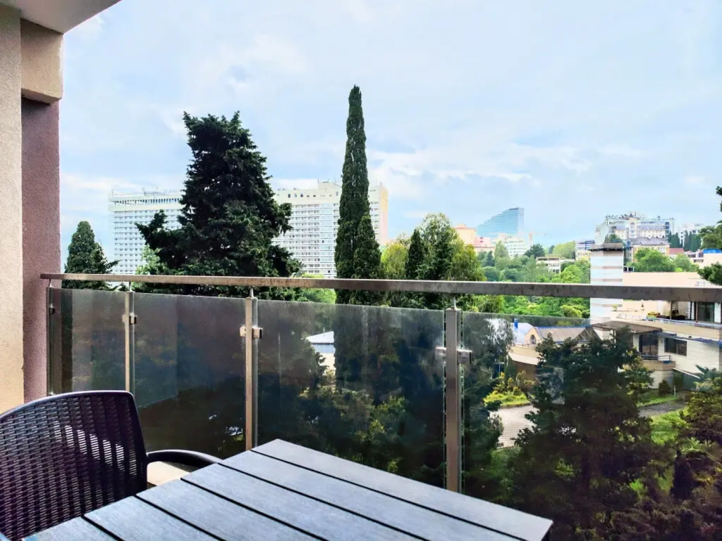 Апартаменты M Apartments SvetlanaPark