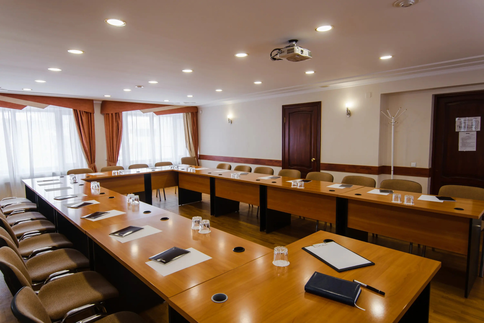 Гостиница Урал