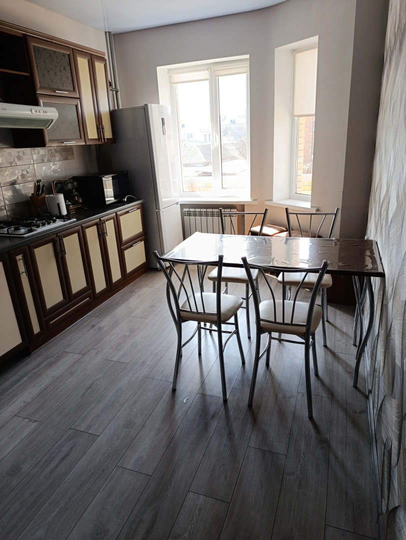 Квартира Двухкомнатная с двумя лоджиями