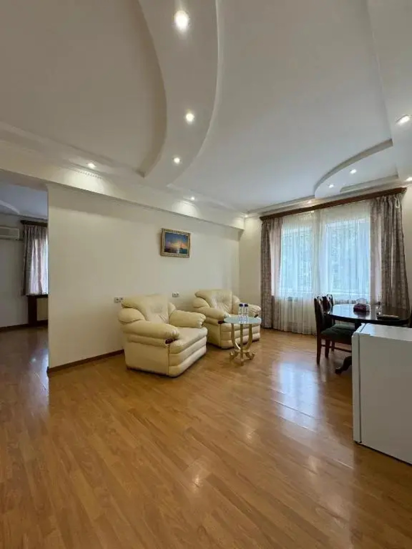 Отель Oasis Hotel Kapan