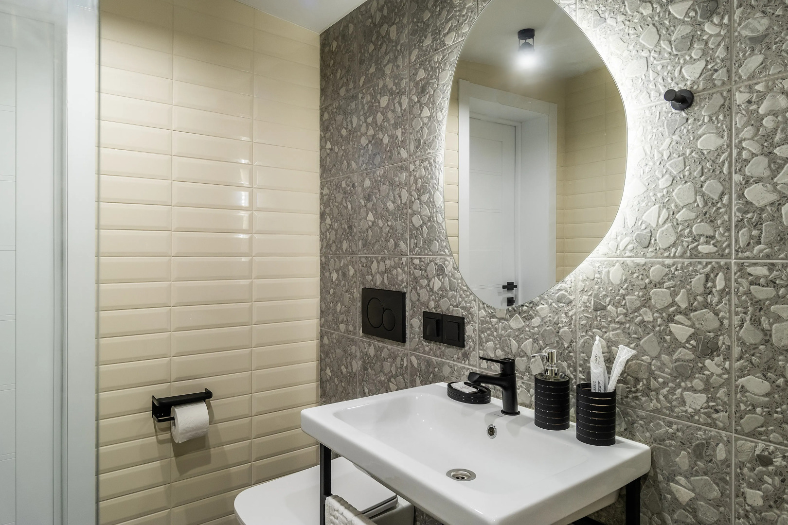 Апартаменты в новом доме из дерева