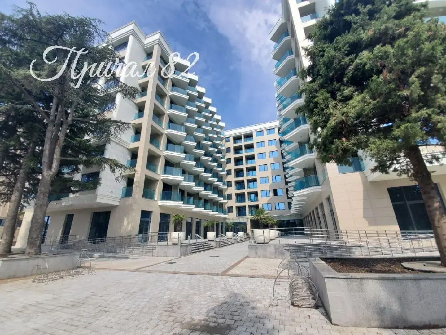 Апартаменты Sky Plaza