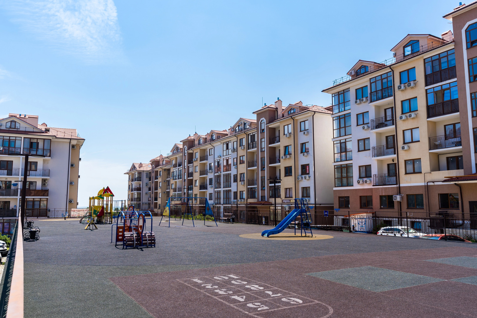 Апартаменты Недалеко от Моря от LetoAрart