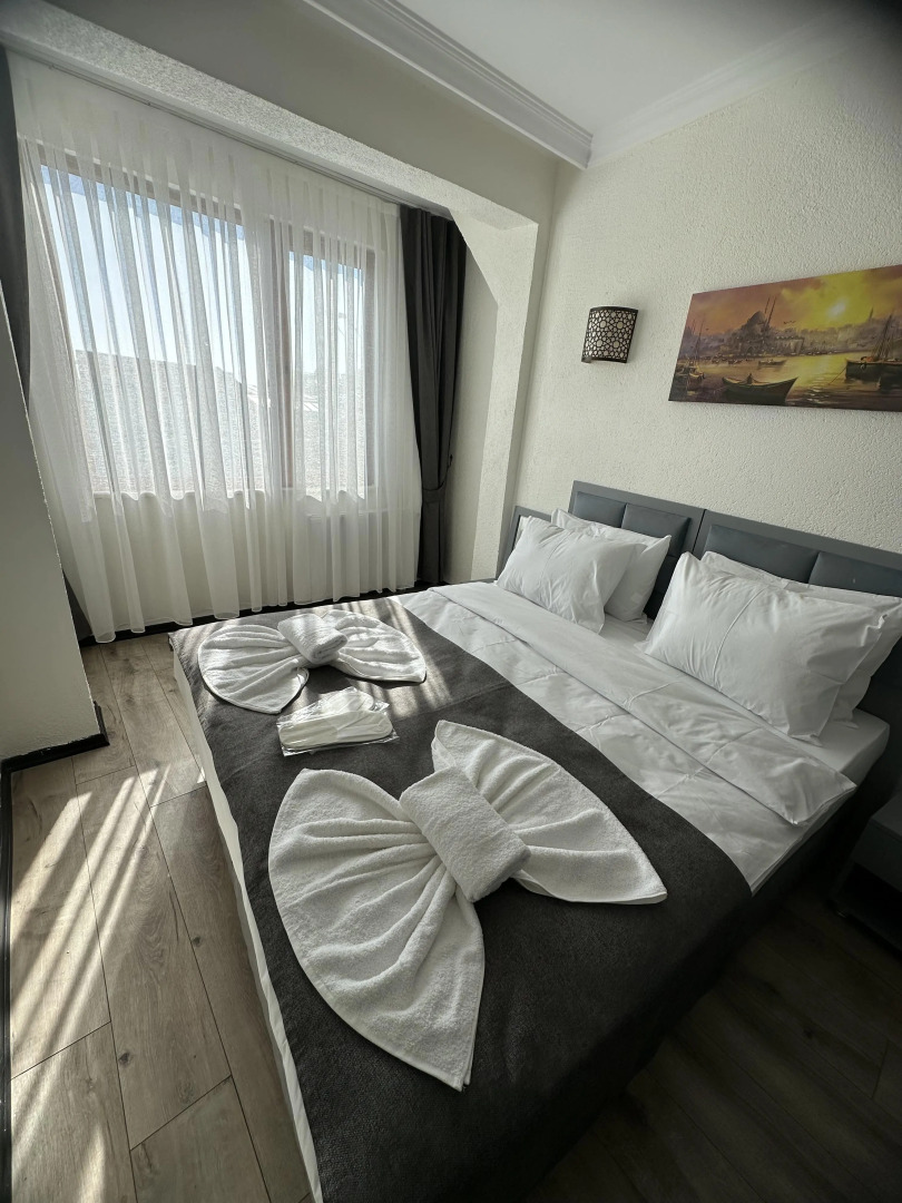 Big Orange Hotel