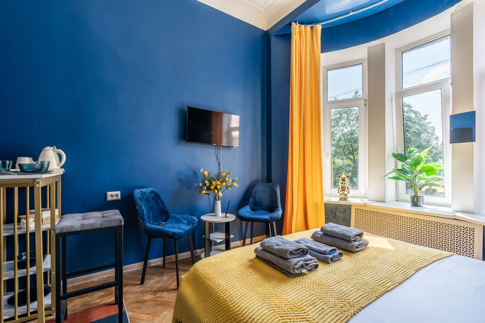 Апартаменты ВО 14/65 Синий свет