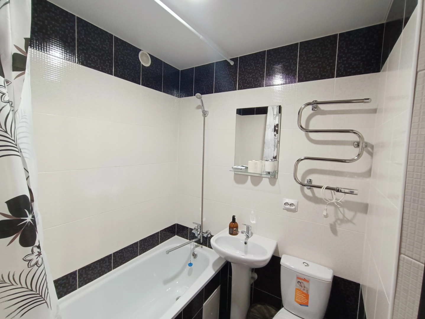 Отель Теплое море