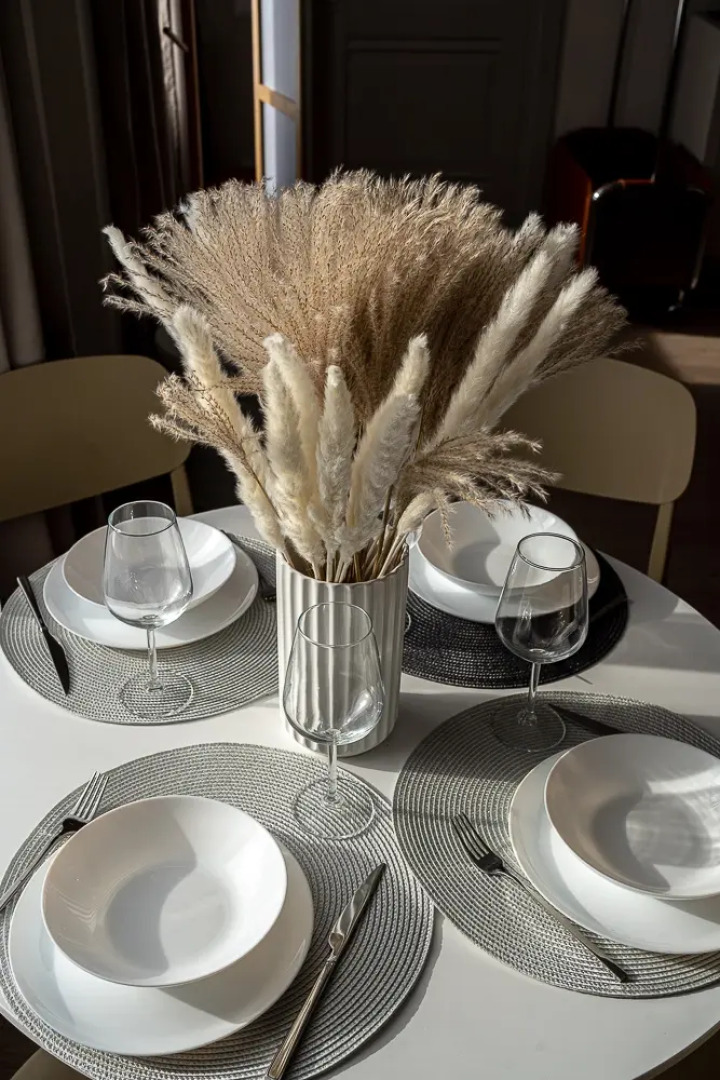 Апартаменты с дизайнерским ремонтом на центральной улице (до 4х гостей)