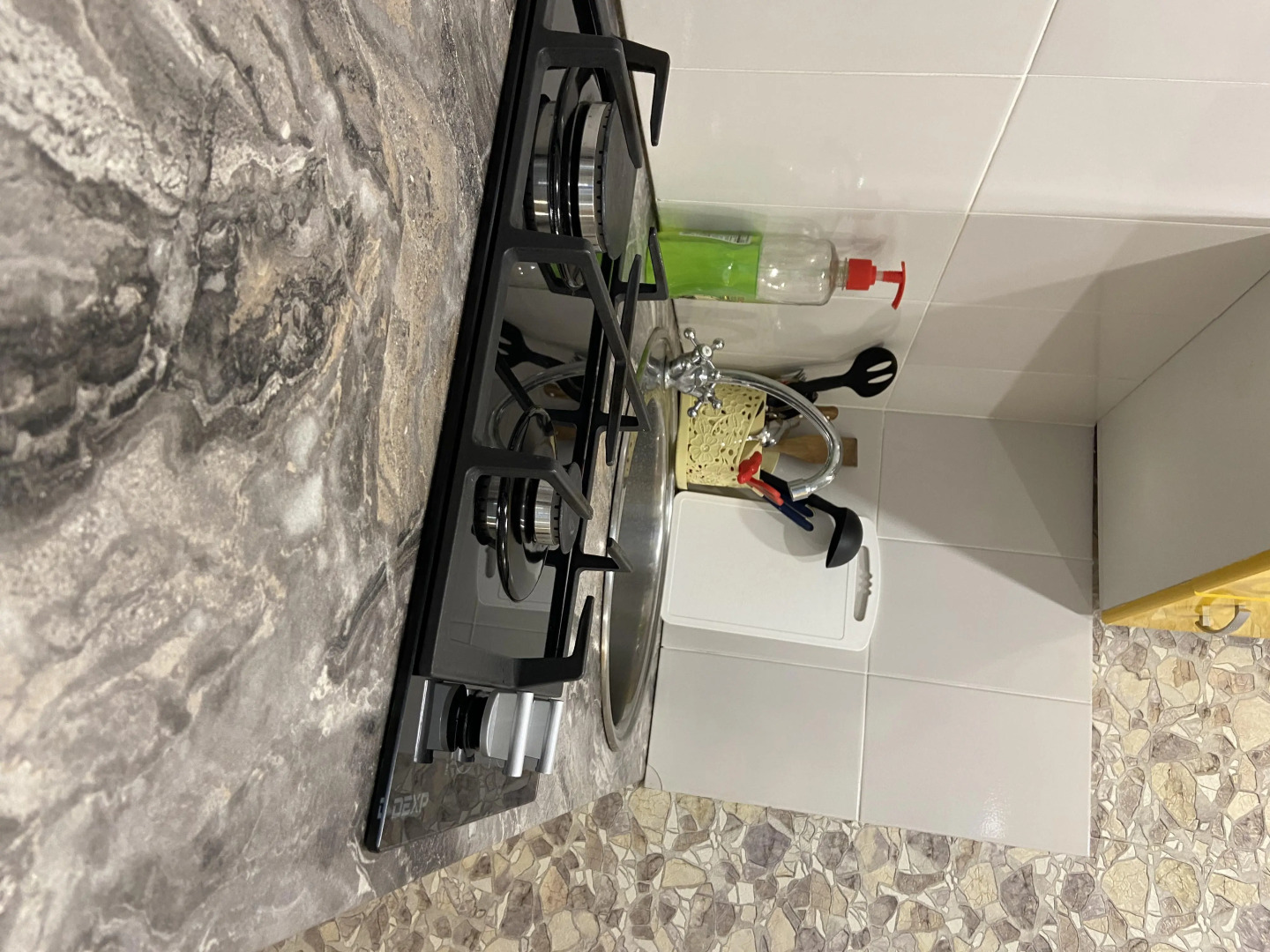 Апартаменты Четырехместные апарты DUBKI с двумя кроватями Кооперативная 29