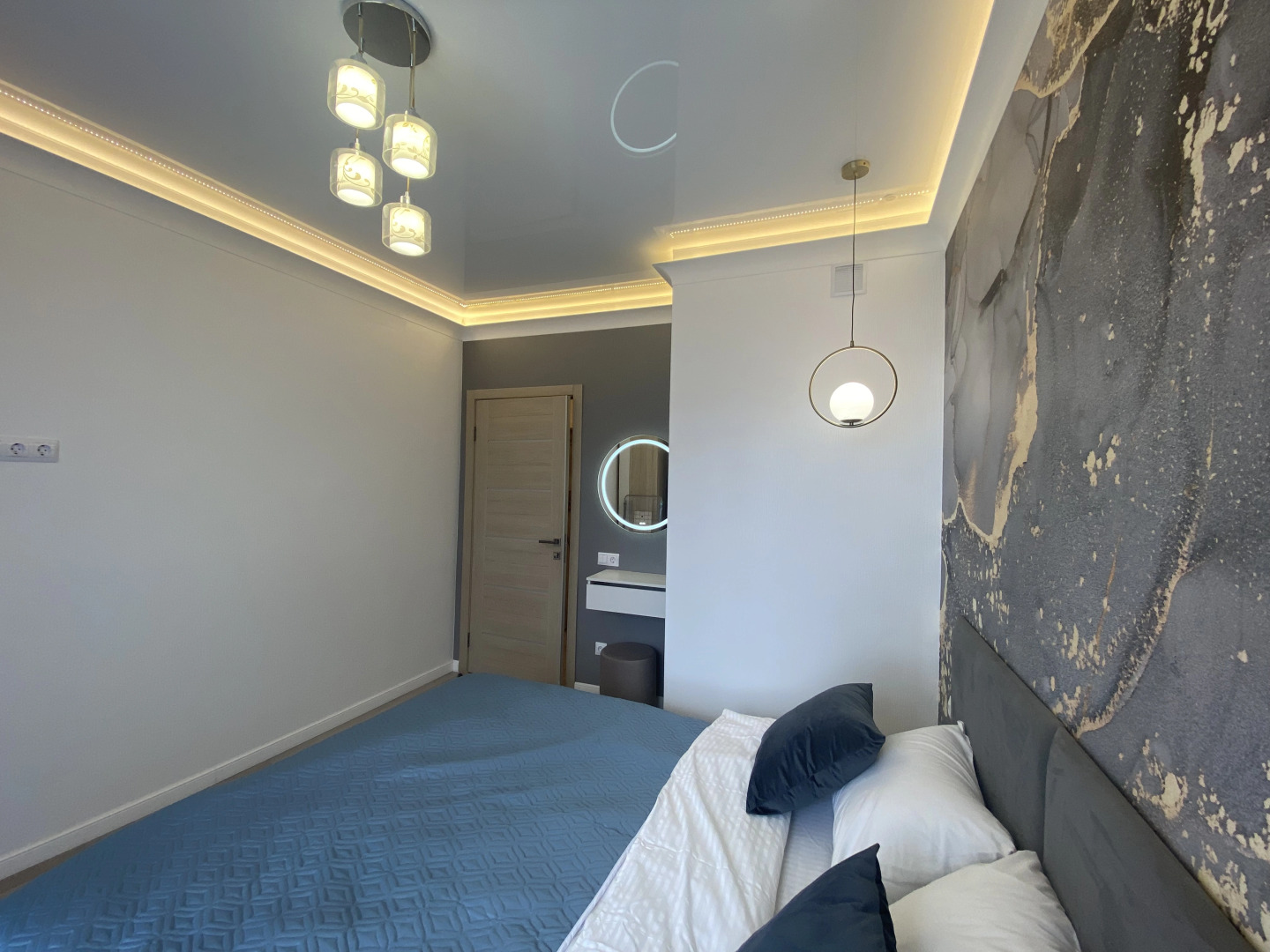 Квартира на Пушкинском 142