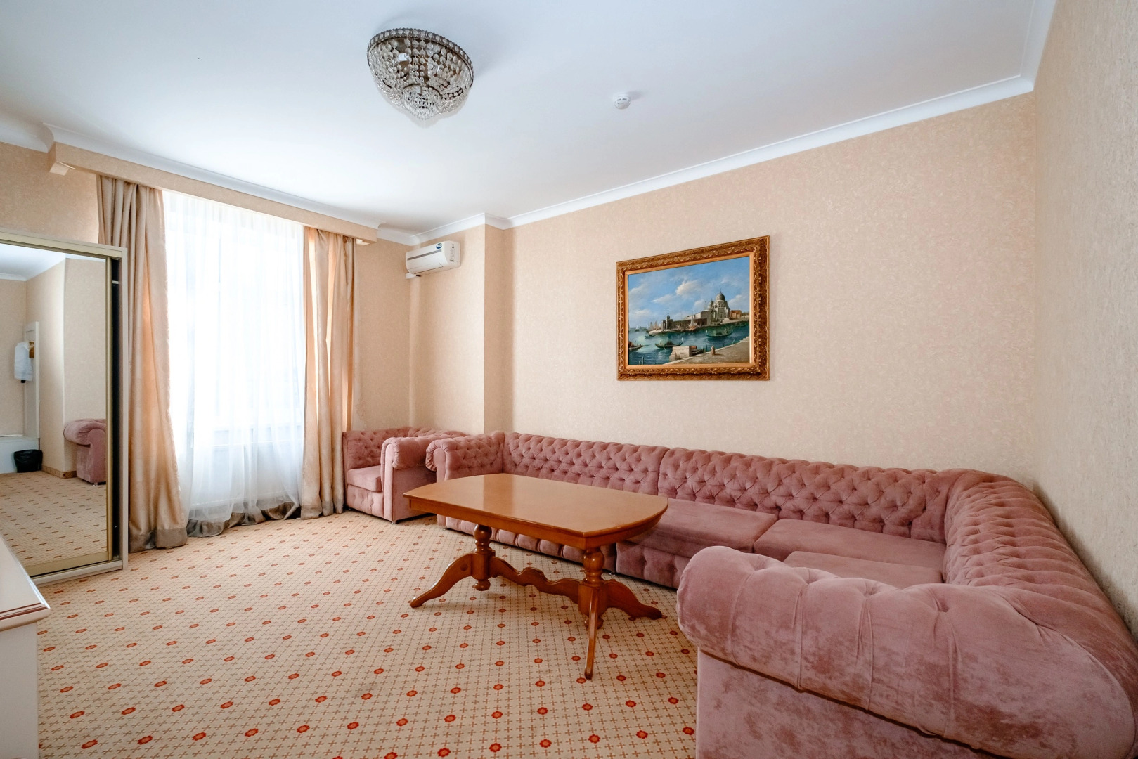 Отель Триумф