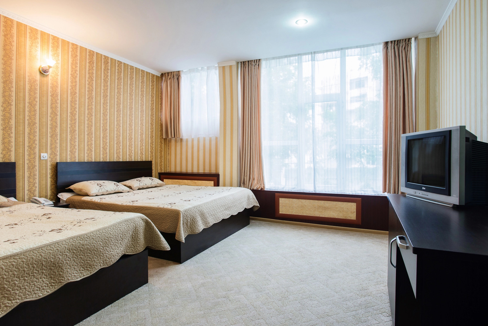 Городской отель Казахфильм