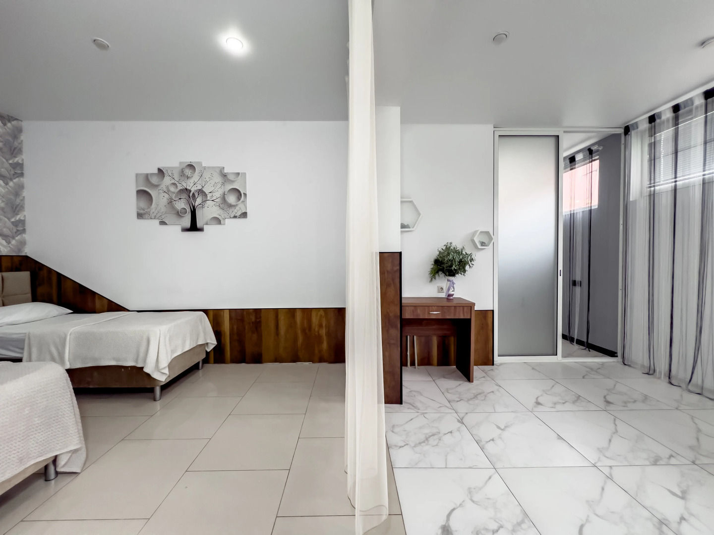 Апартаменты просторные у моря и парка в Сириусе