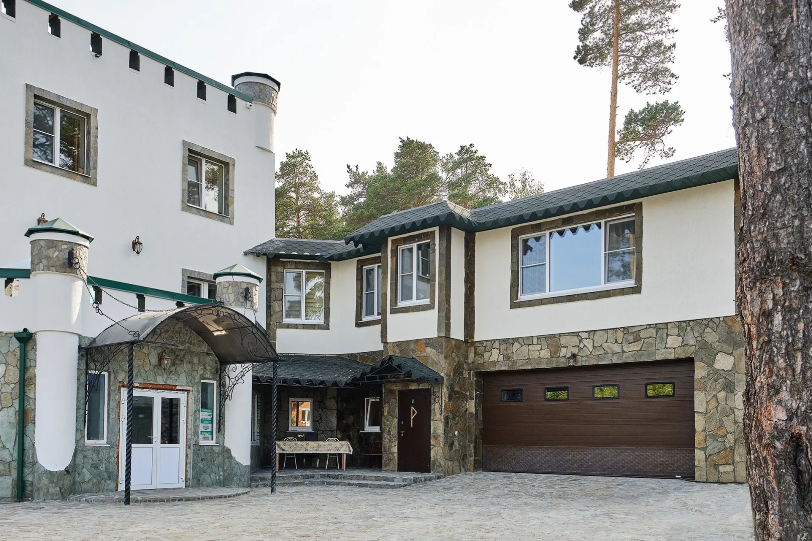 Отель Sonya Family Hotel