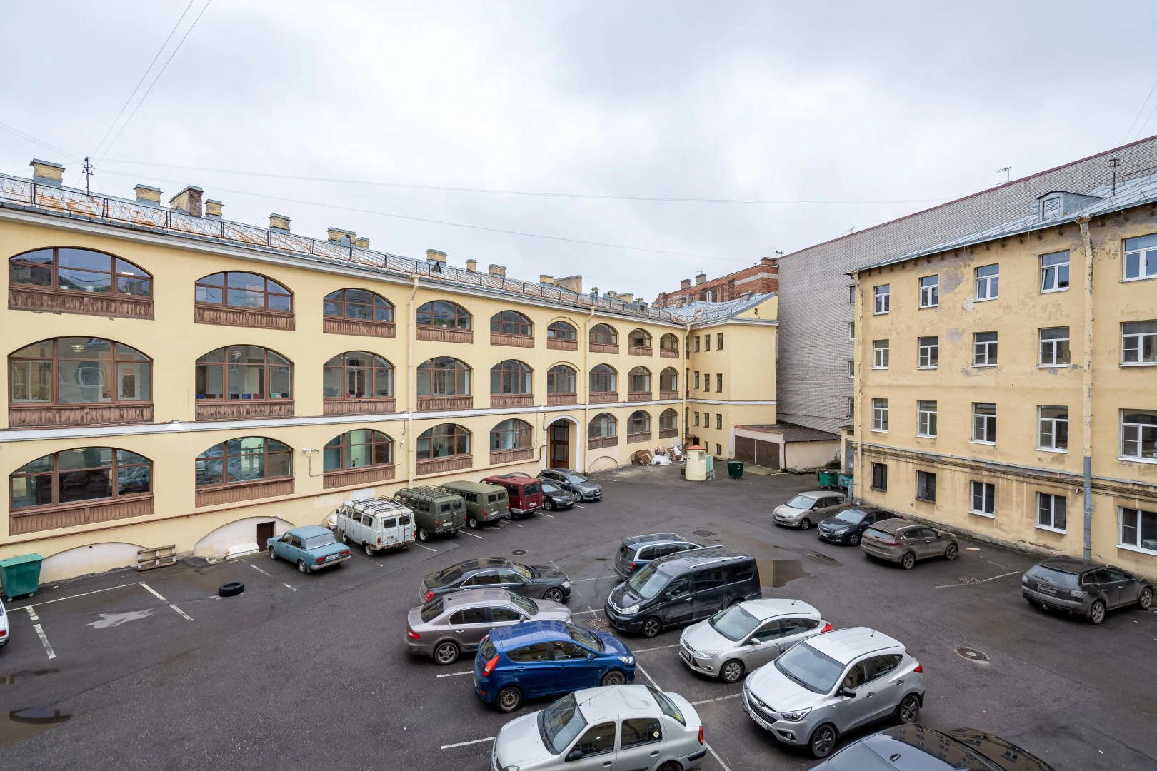 Апартаменты Sergeew Apartments 3-х комнатный Делюкс на Набережной Макарова
