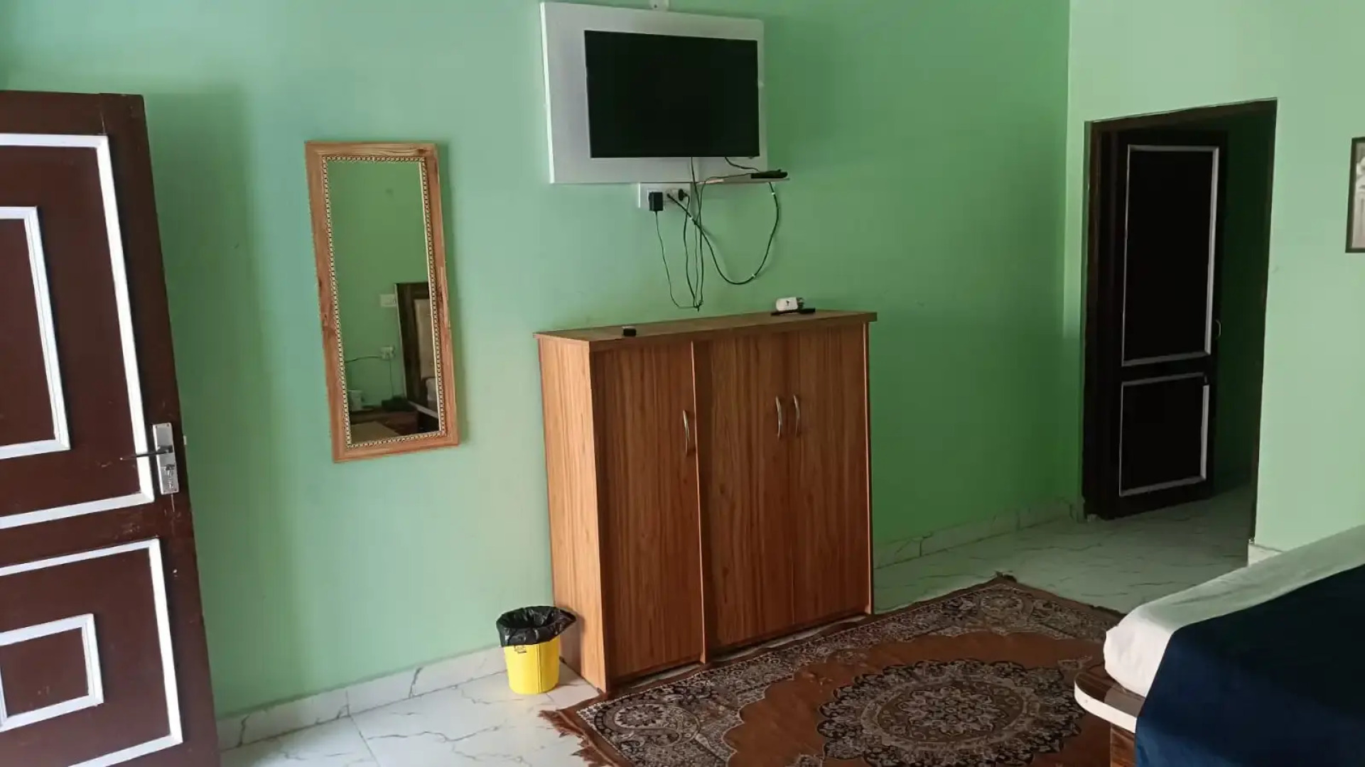 Отель River View