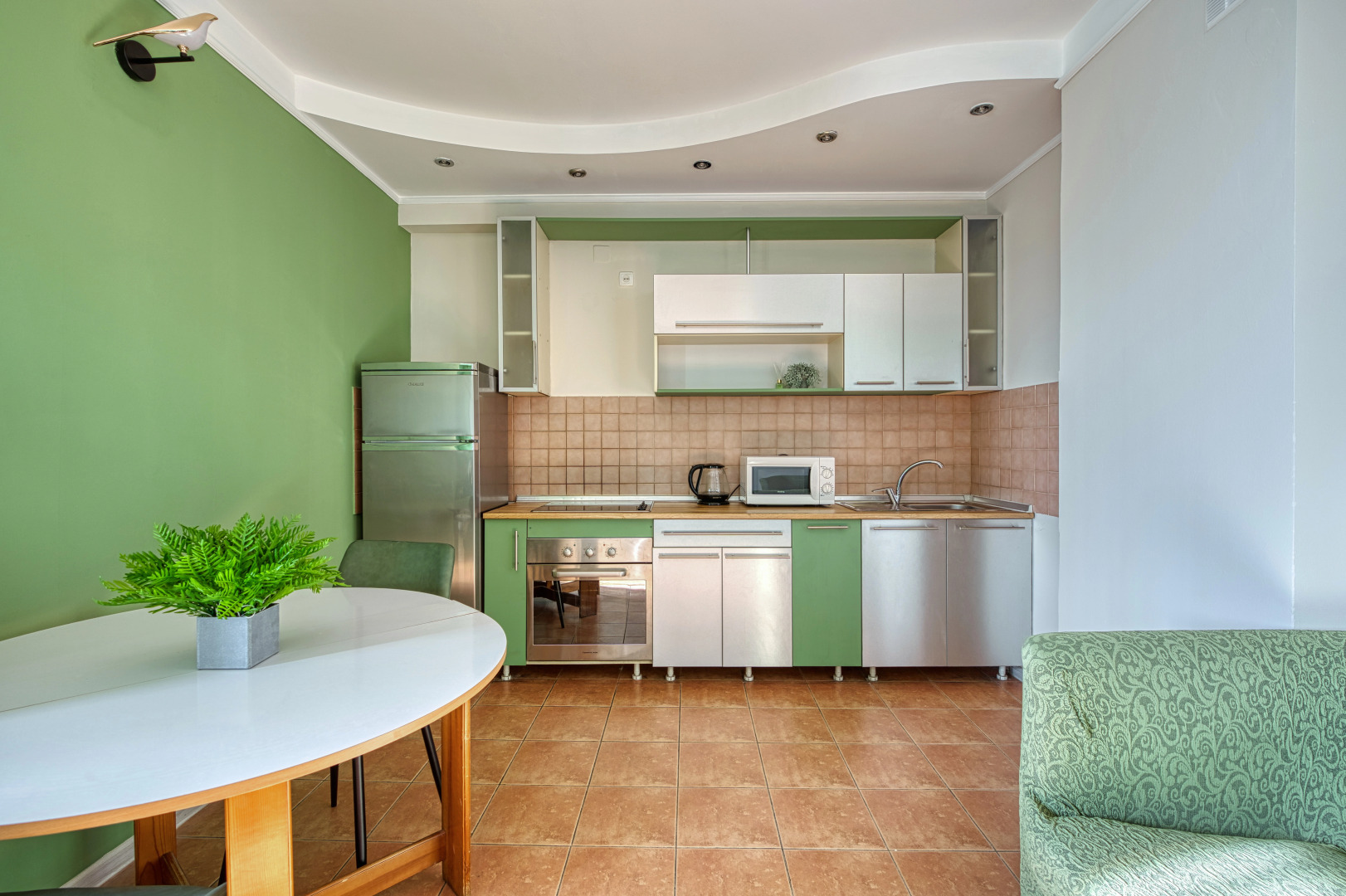 Апартаменты 13 Самый центр. Вид на город и горы. Идеально для командированного и туриста.