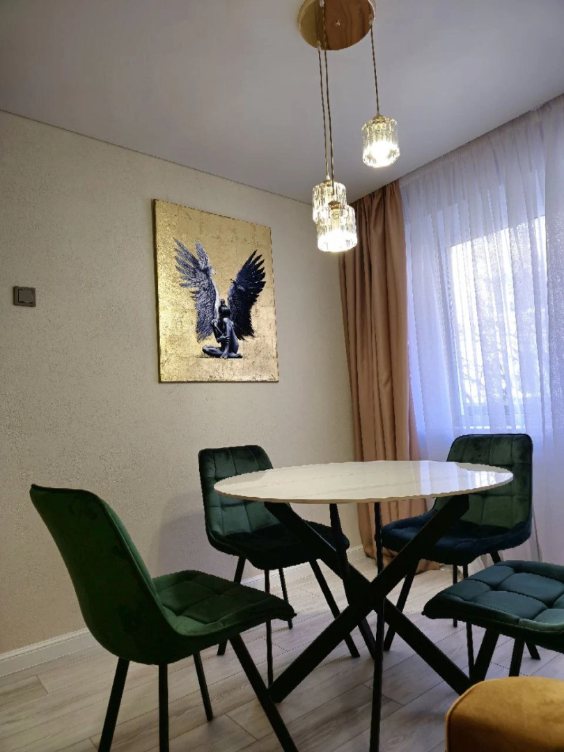 Жилое помещение Яркая в Центре Калининграда