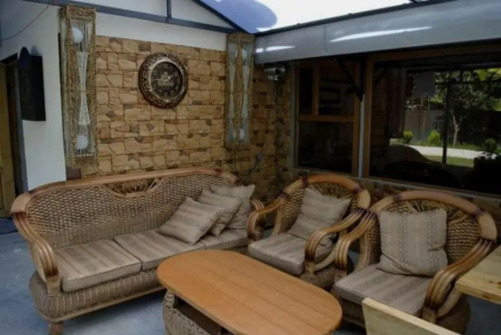 Отель Милана