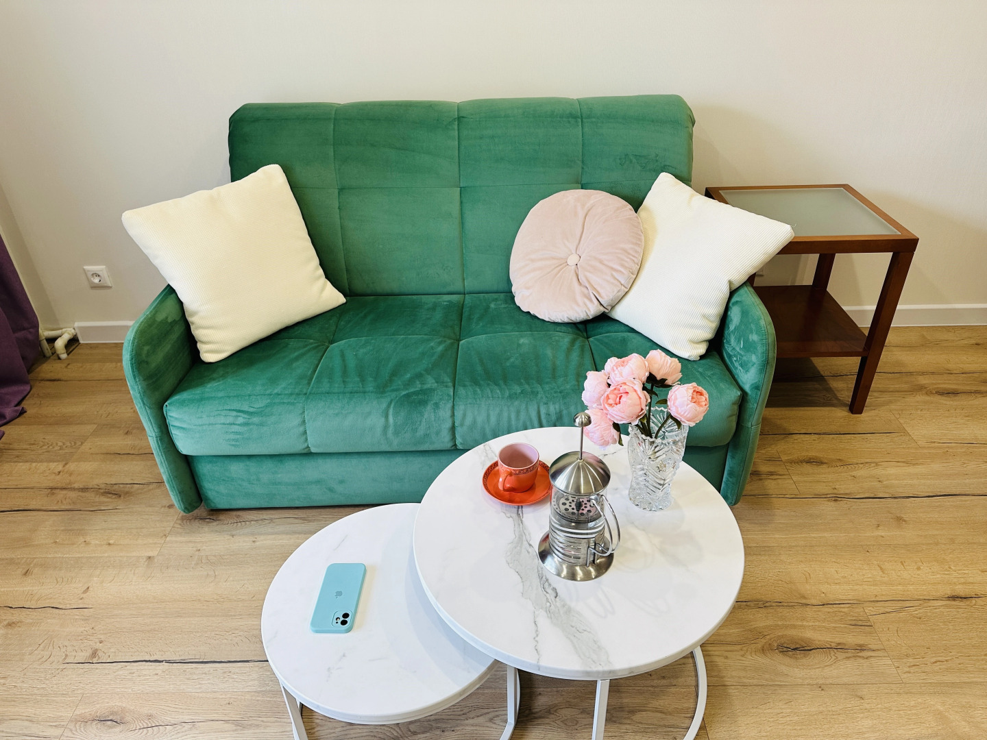 Квартира Цвет Моря на Навагинской 2-комнатная