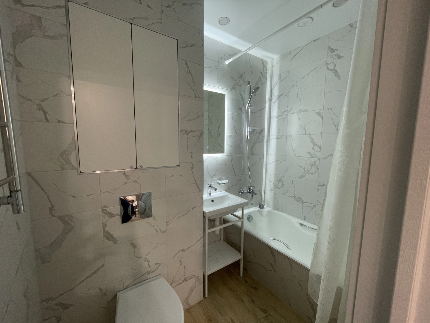 Квартира Цвет Моря на Навагинской 2-комнатная