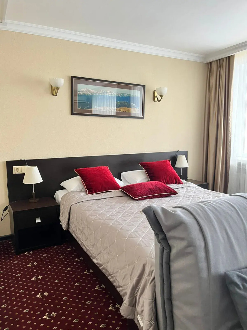 Гостинично-ресторанный комплекс ЗИХИЯ