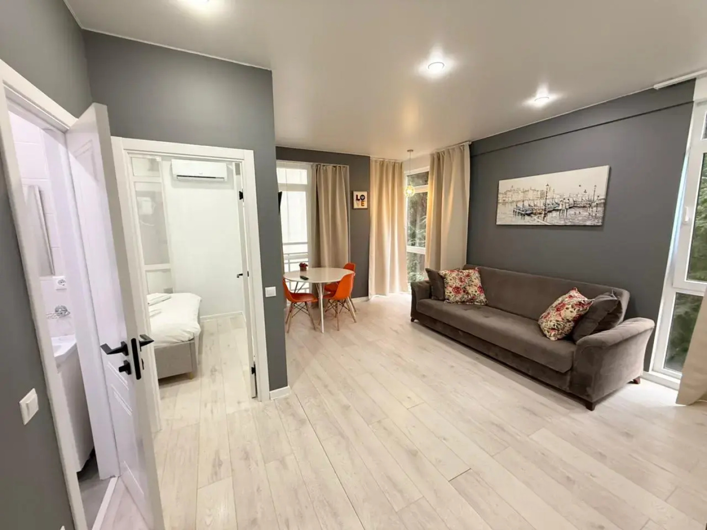 Апартаменты Морент 37 кв. м на 3 этаже в ЖК Сорренто Парк