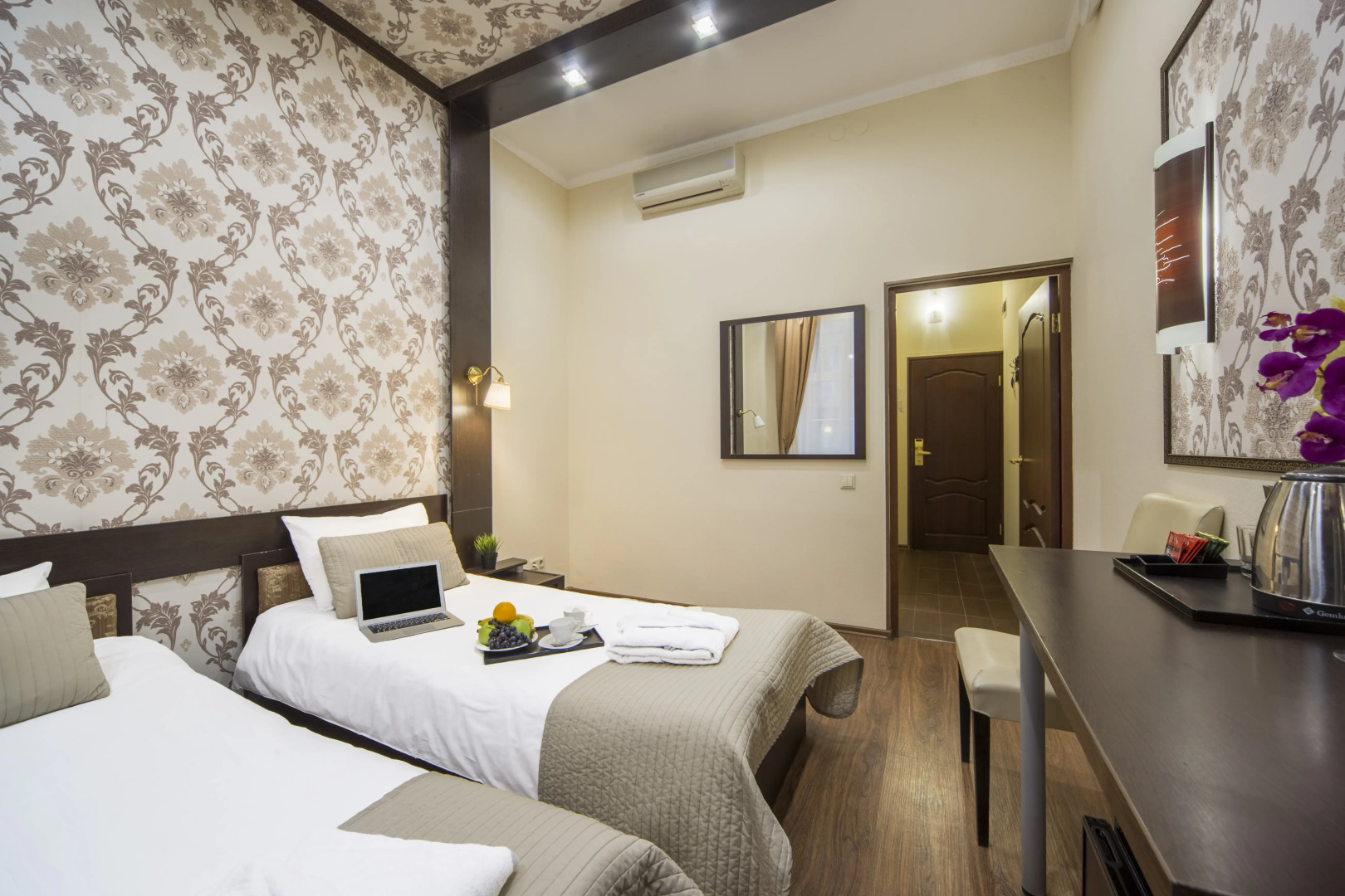 Мини-отель Граф Толстой