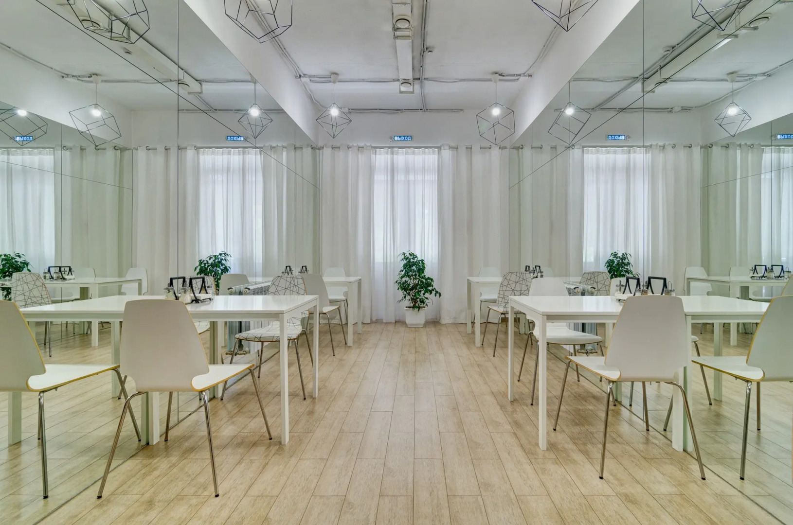 Отель Призма