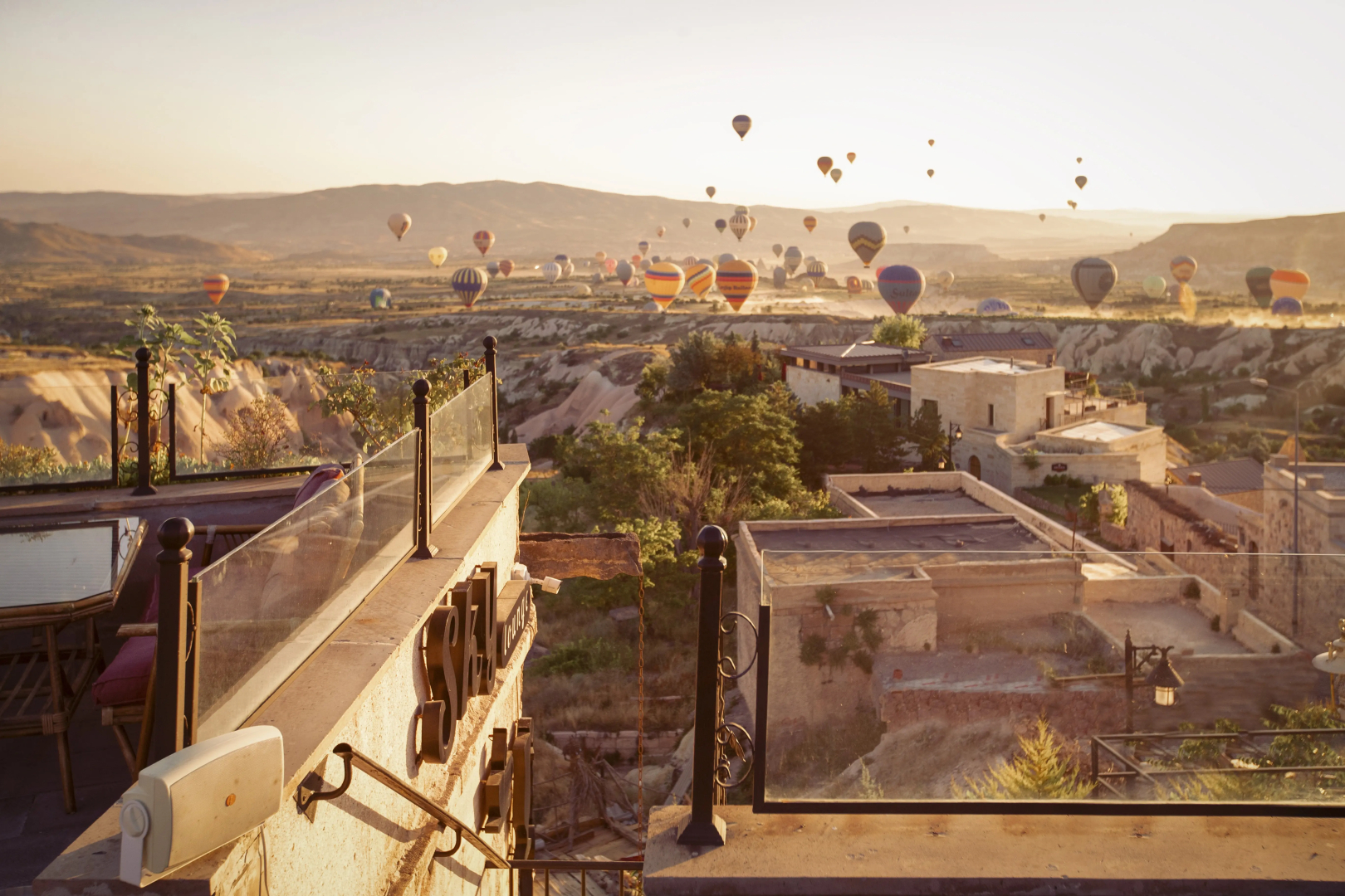 Cappadocia Fairy Chimneys Selfie Cave Hotel